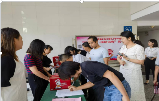 68984f628e303d1617b0ab2ae8ccccc