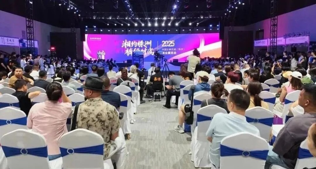 354b600dbb97caa83c9ecb69320334bb